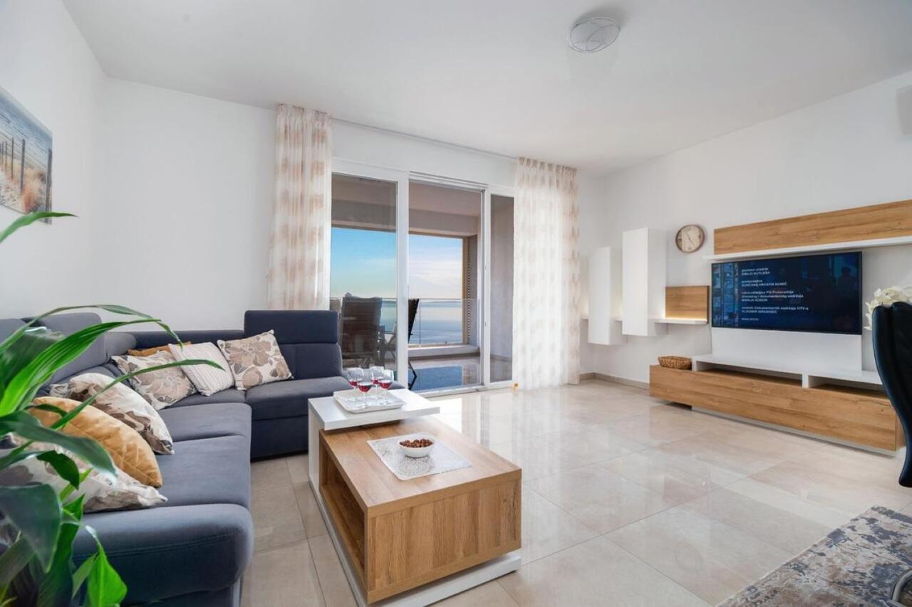 Sea View Apartment Ema Split Exterior photo